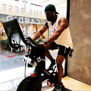 Meet your Posher, Troy